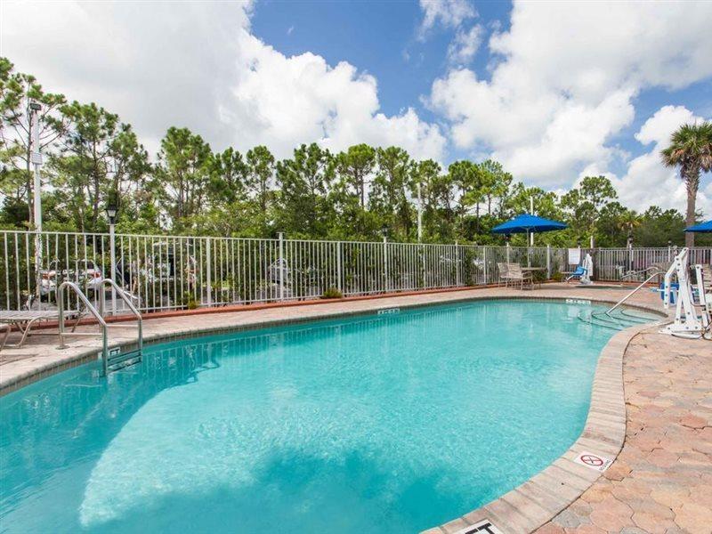 Days Inn & Suites By Wyndham Fort Pierce I-95 Luaran gambar