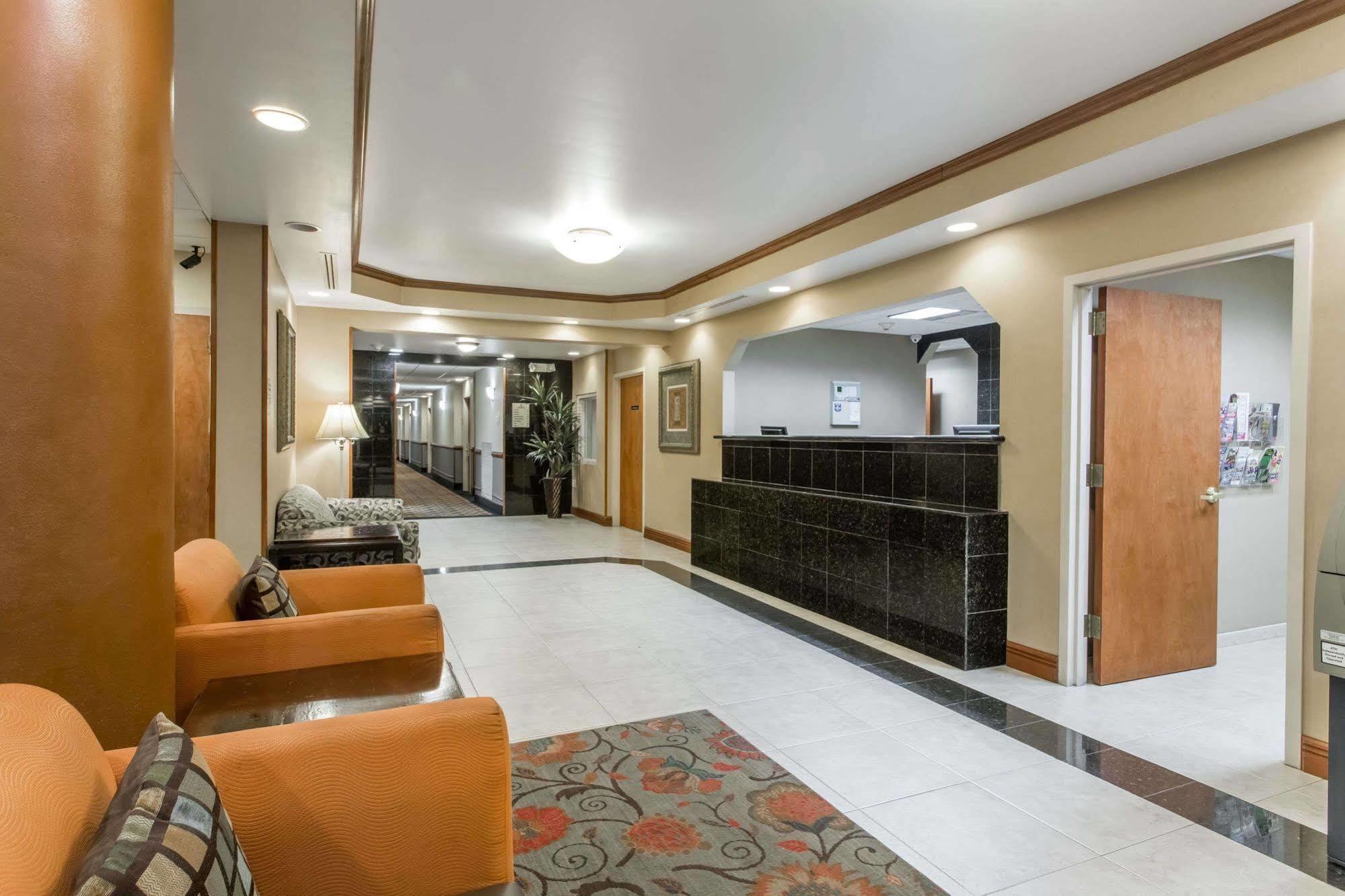 Days Inn & Suites By Wyndham Fort Pierce I-95 Luaran gambar